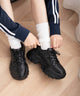 ブラック