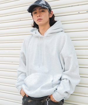 グレー モデル：182cm L着用