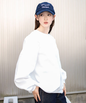 ホワイト　モデル：163cm M着用