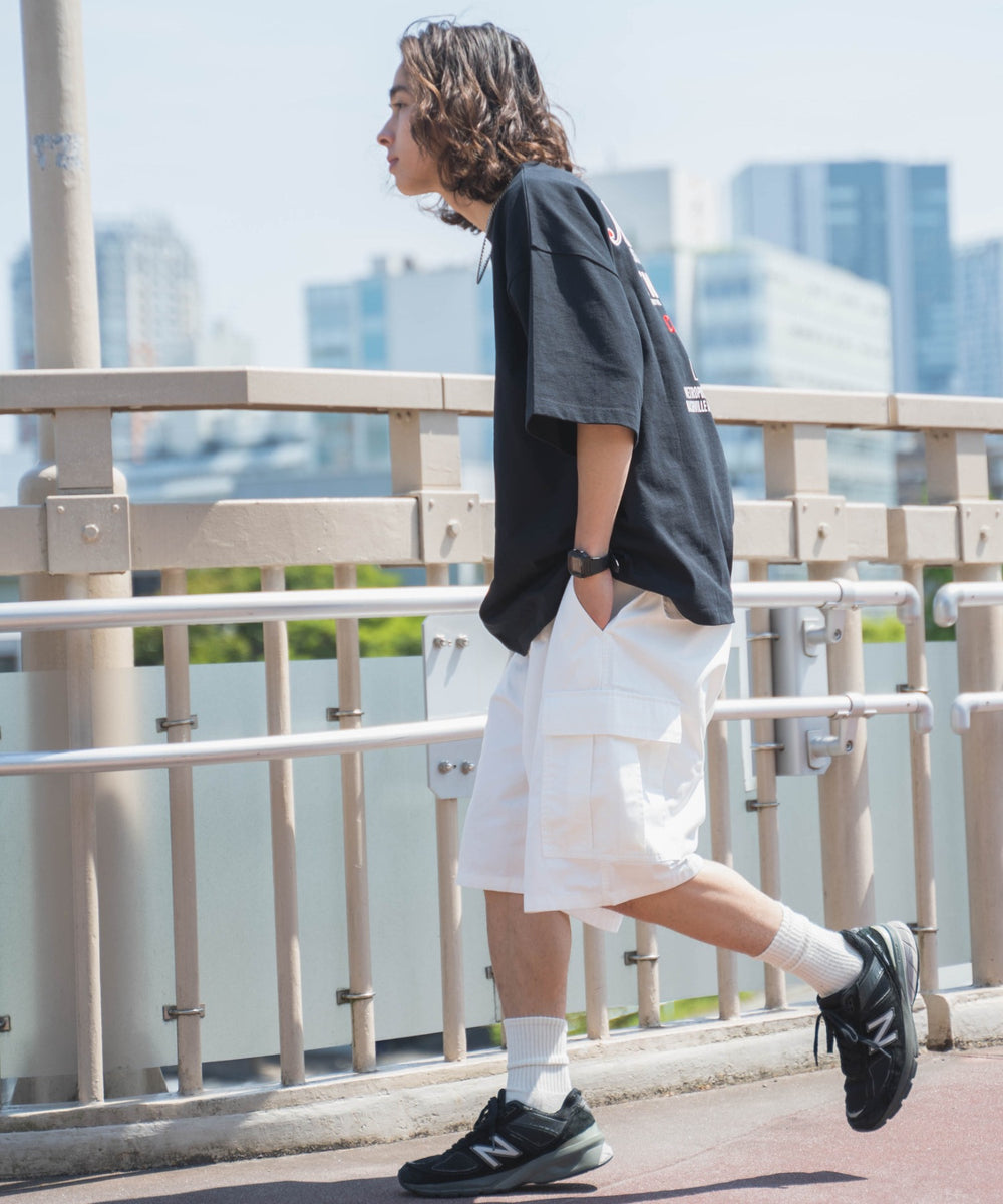 ホワイト モデル：174cm L着用