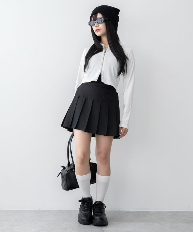 ブラック