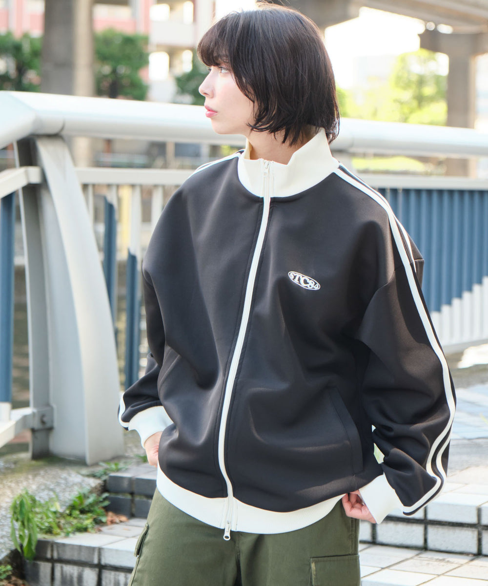 ブラック モデル：160cm L着用