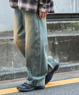 デニム淡加工 モデル：180cm L着用