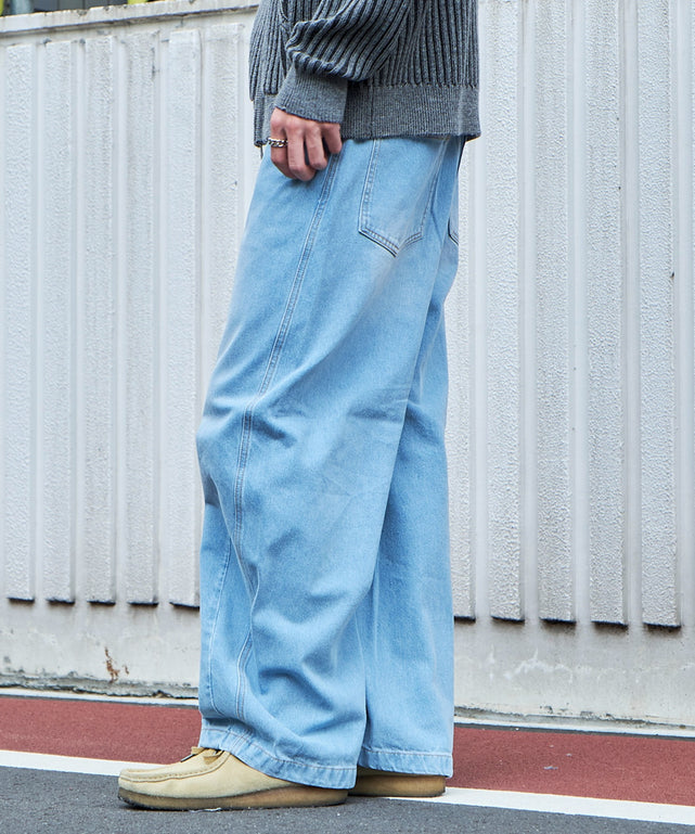 デニム淡 モデル：180cm L着用