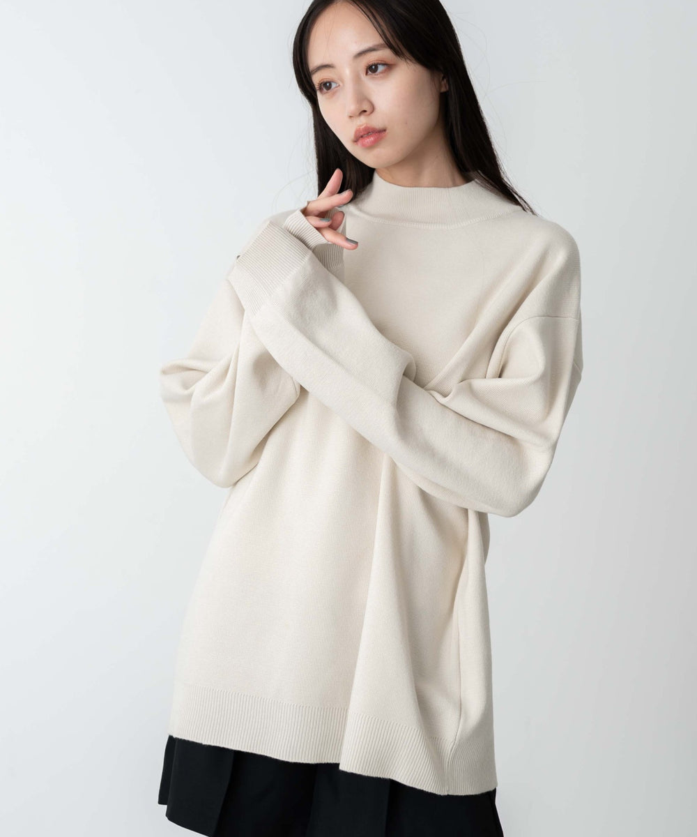 ホワイト  モデル:160cm L着用