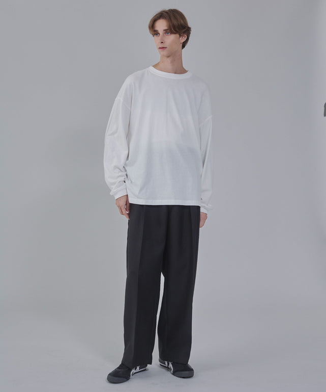 ブラック モデル：178cm L着用