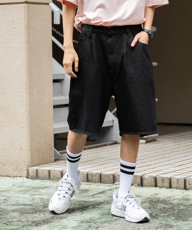 デニムバギーショーツ/ブラック モデル：180cm L着用