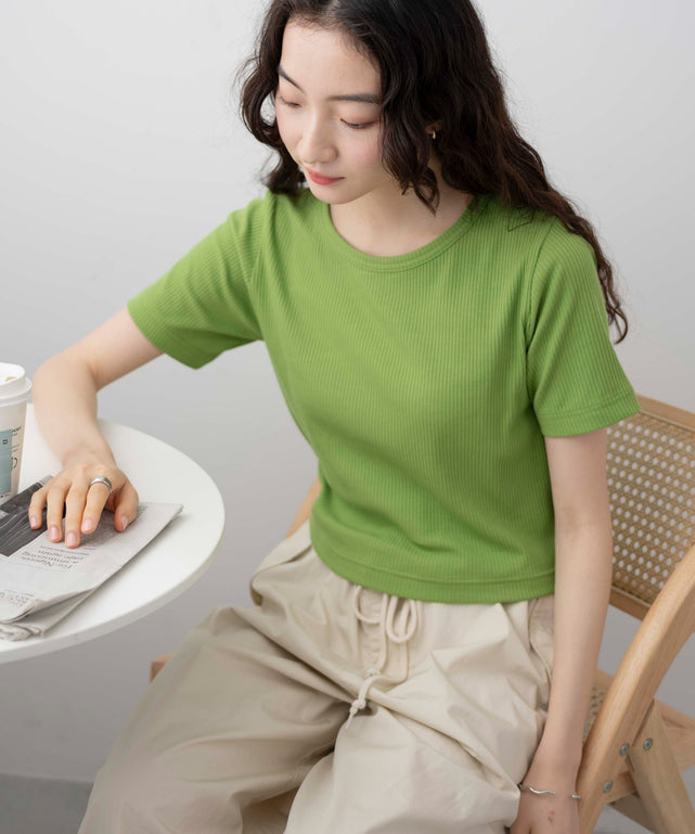ライム モデル：163cm M着用