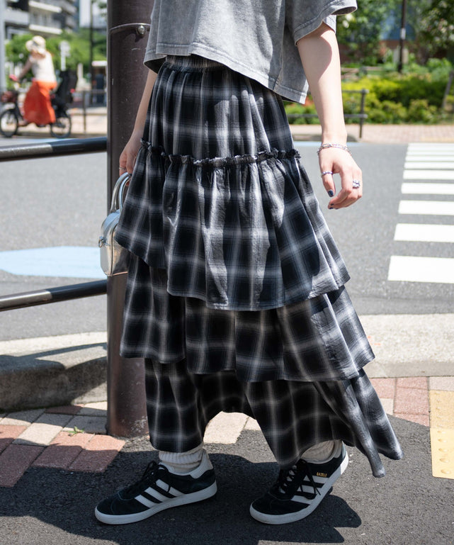 ブラック系チェック1 モデル:155cm F着用　