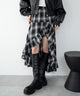 ブラックチェック１　163cm F着用