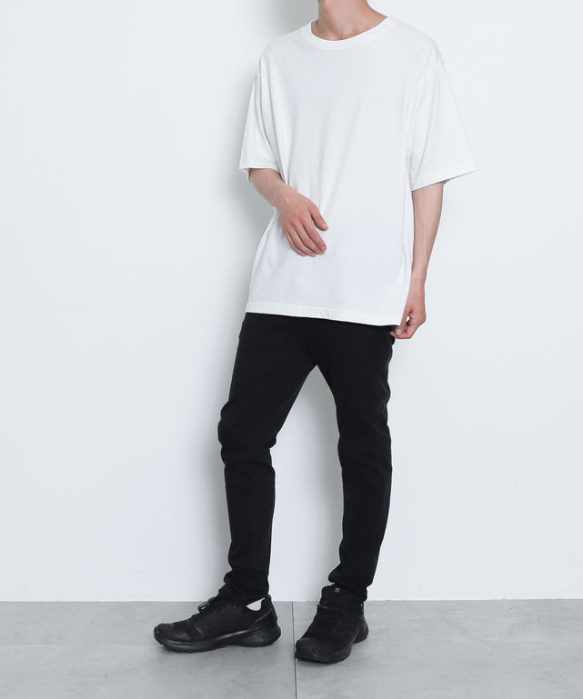 ブラック　モデル：175cm M着用