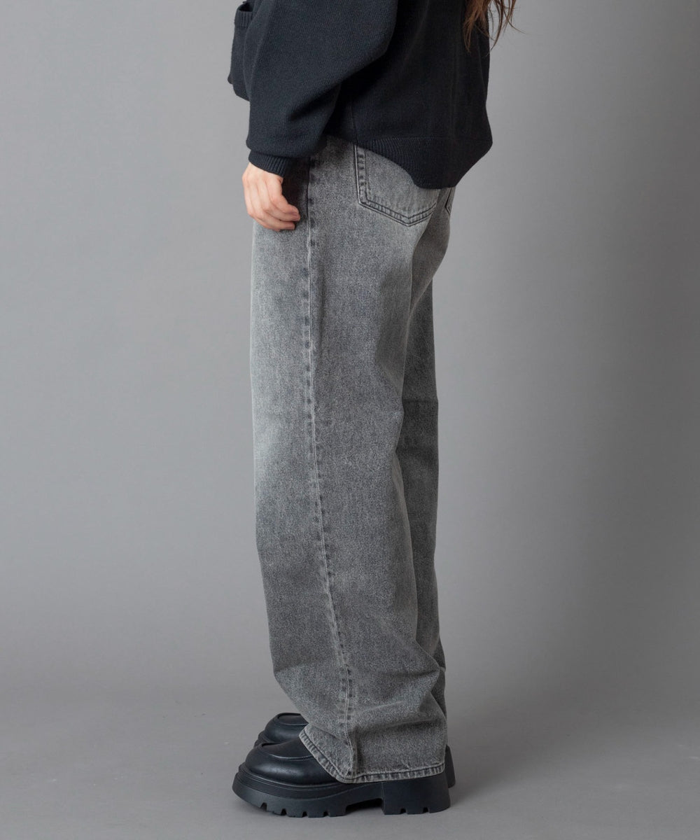 デニムブラックソノタ モデル：162cm M着用