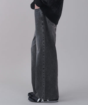 ブラック モデル：178cm L着用