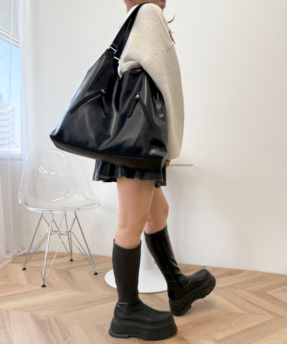 ブラック