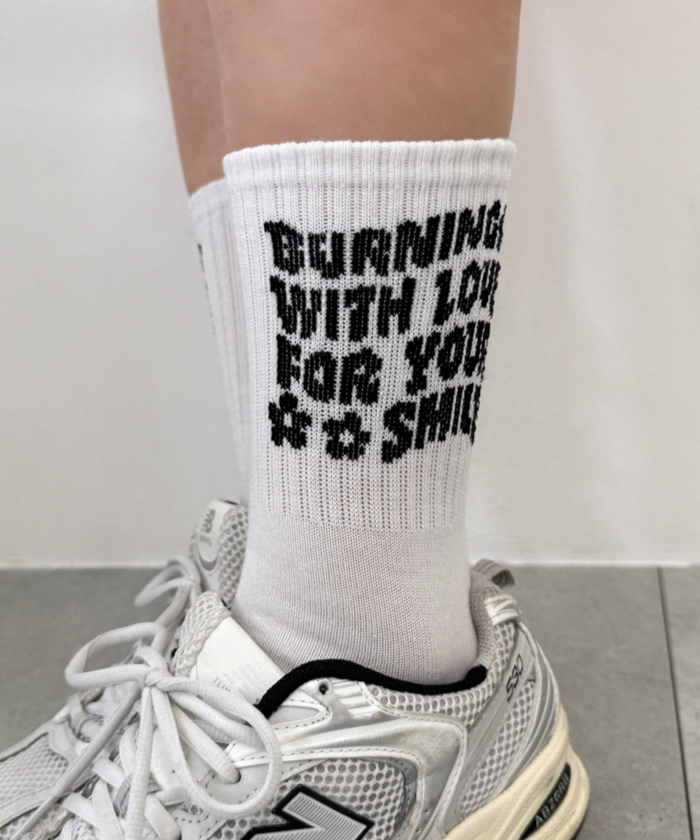 ホワイト