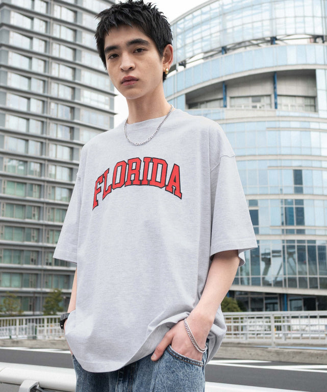 アッシュグレー モデル：180cm L着用