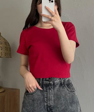 レッド モデル：160cm M着用