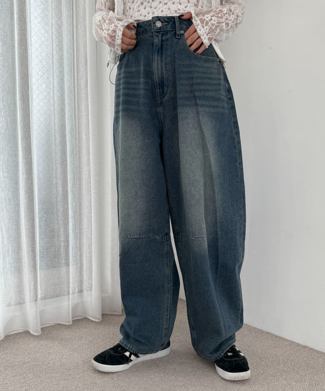 サマーデニムバレルレッグパンツ/デニム中濃加工 モデル：158cm M着用