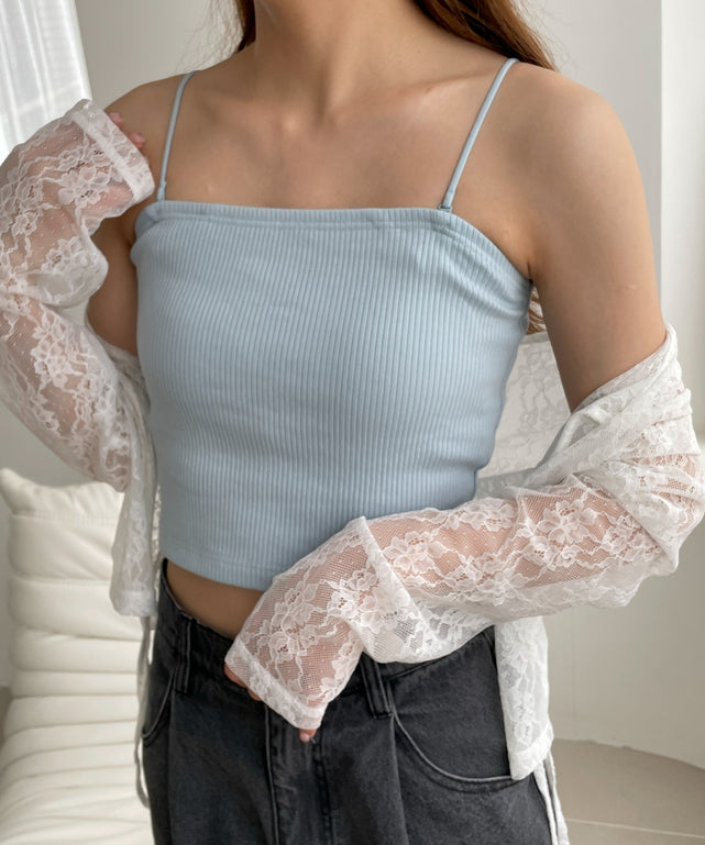 なちゅ盛れカップインショートキャミ/サックス　モデル:155cm M着用