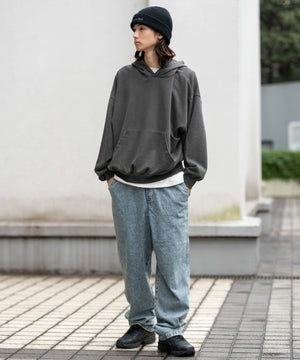 デニム淡加工  モデル：175cm L着用