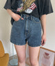 デニムショートパンツ/デニム中濃加工 モデル：160cm M着用