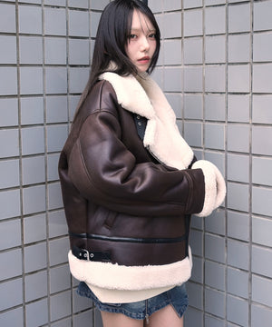 ブラウン　モデル：159cm F着用