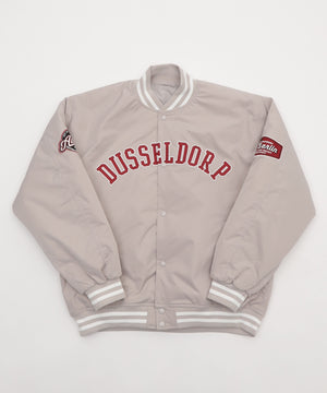 グレー
