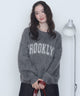 モヘアタッチBROOKLYNロゴニット/グレー　モデル：163cm F着用