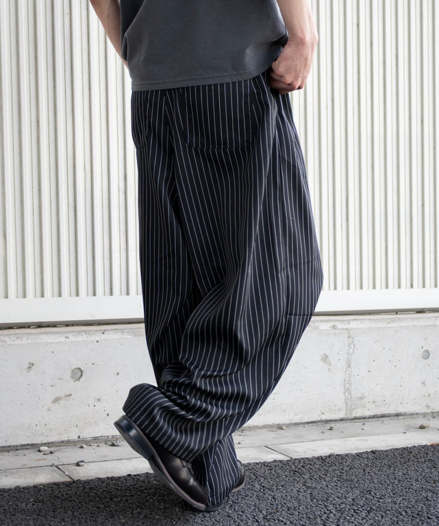 柄1 モデル：182cm L着用
