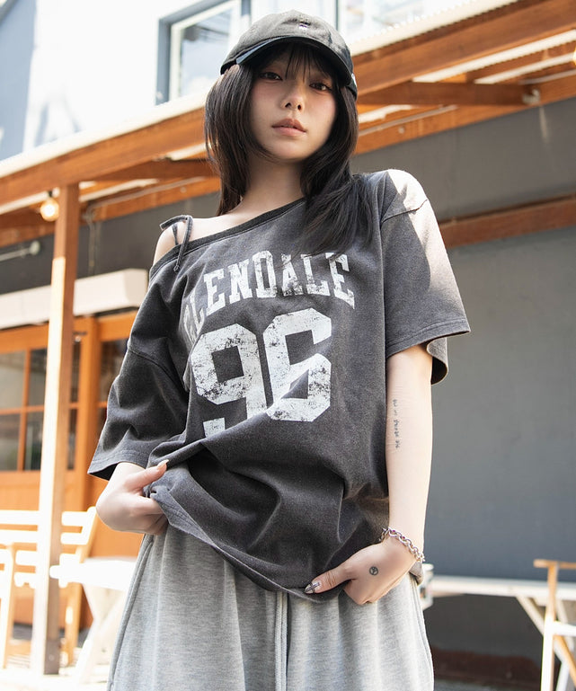 ２WAYグラフィックワンショルBIGT/柄１２(ラメ)　モデル：159cm F着用