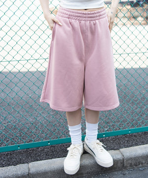 ピンクソノタ モデル：159cm S着用