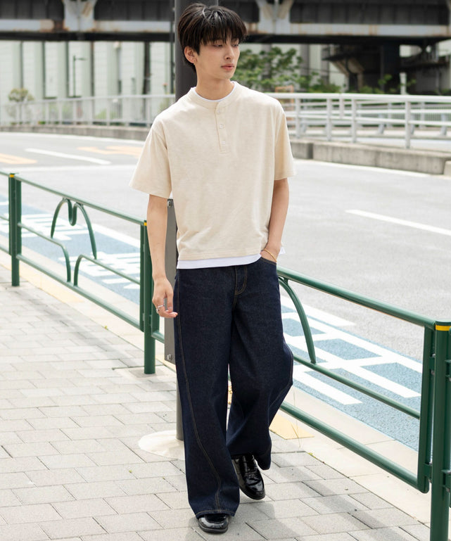 Lベージュ モデル：180cm L着用