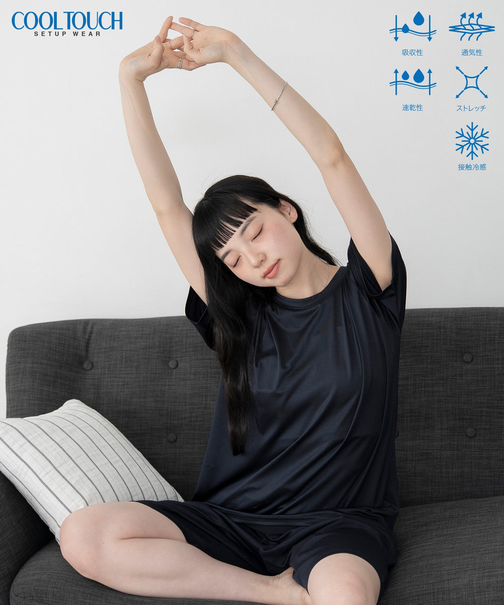 ネイビー モデル：164cm M着用