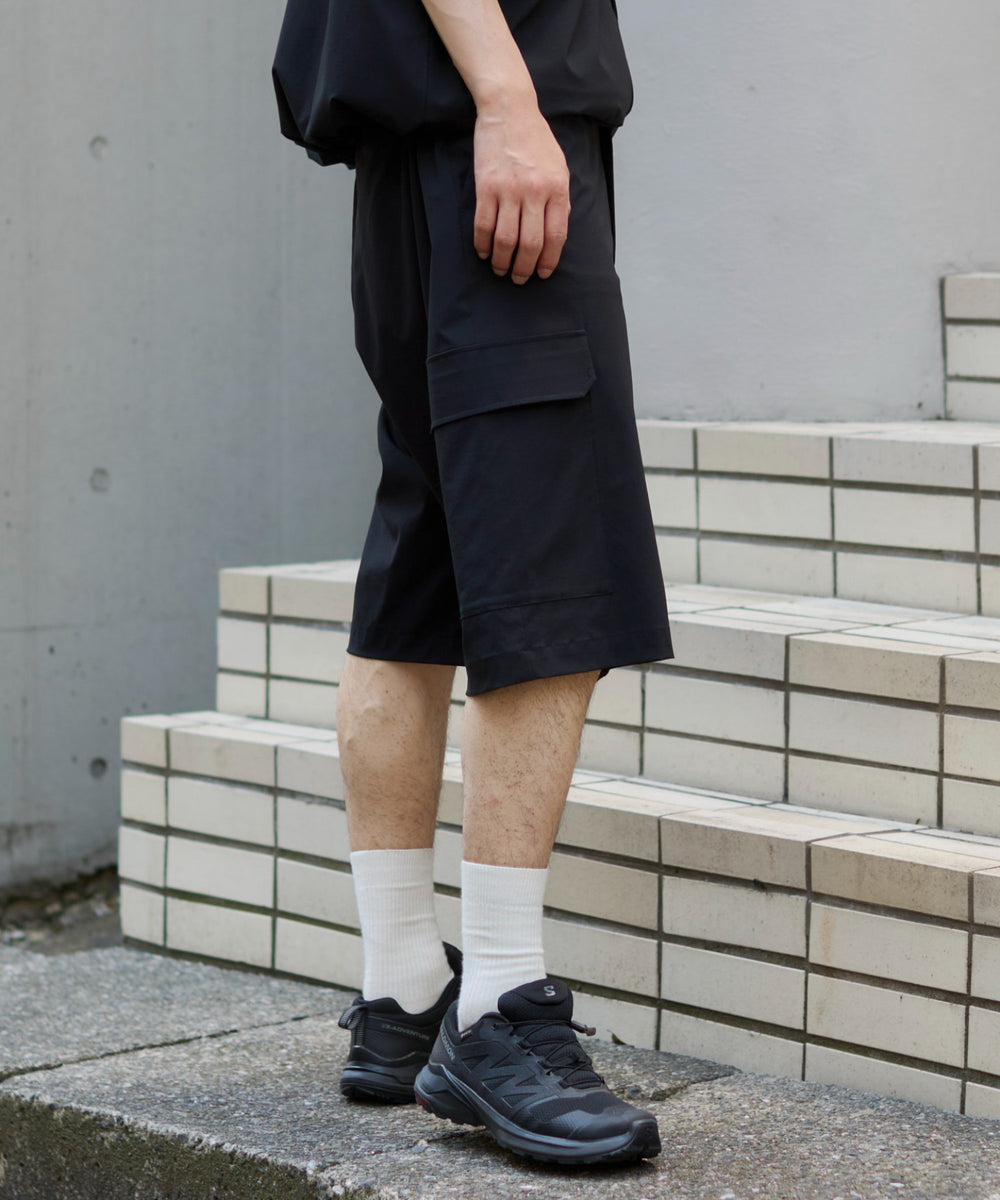 ブラック モデル：181cm L着用