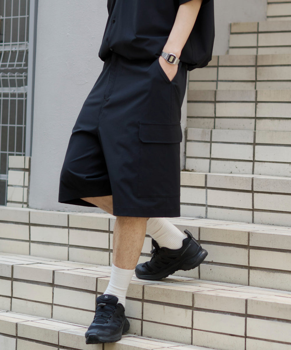 ブラック モデル：181cm L着用