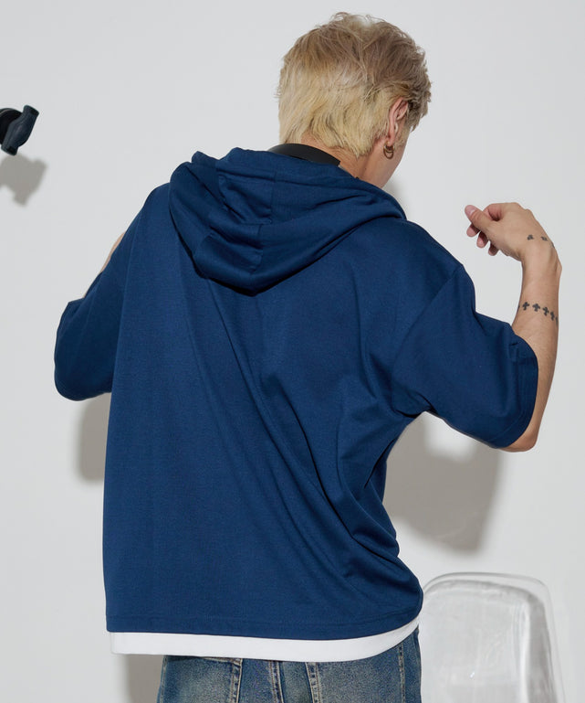 ネイビー モデル：175cm L着用