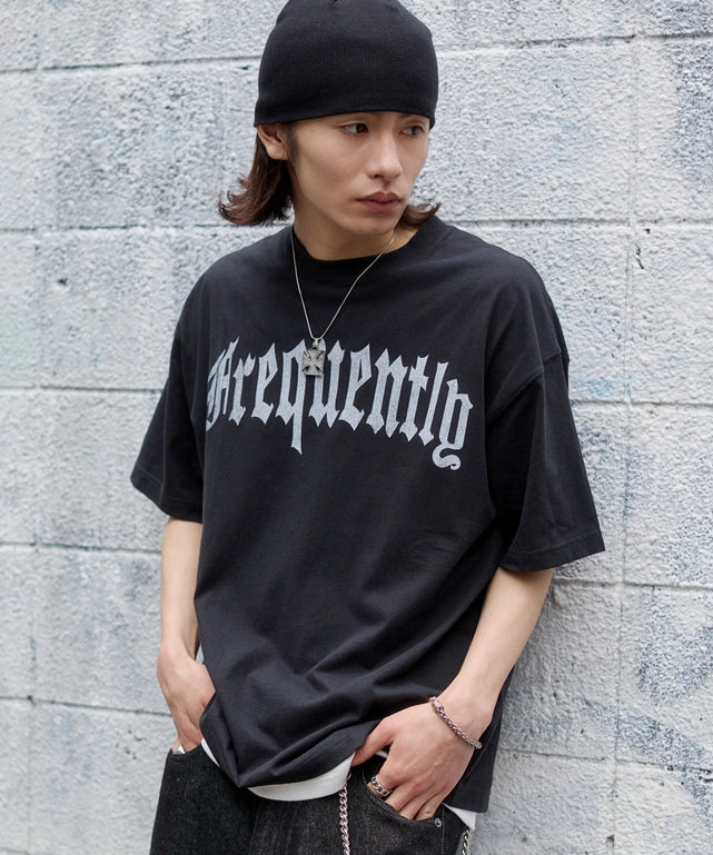 チャコール モデル：182cm L着用