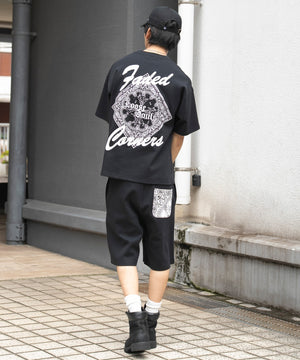 ブラック モデル：180cm L着用