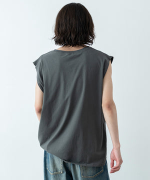 スミクロ モデル：182cm L着用