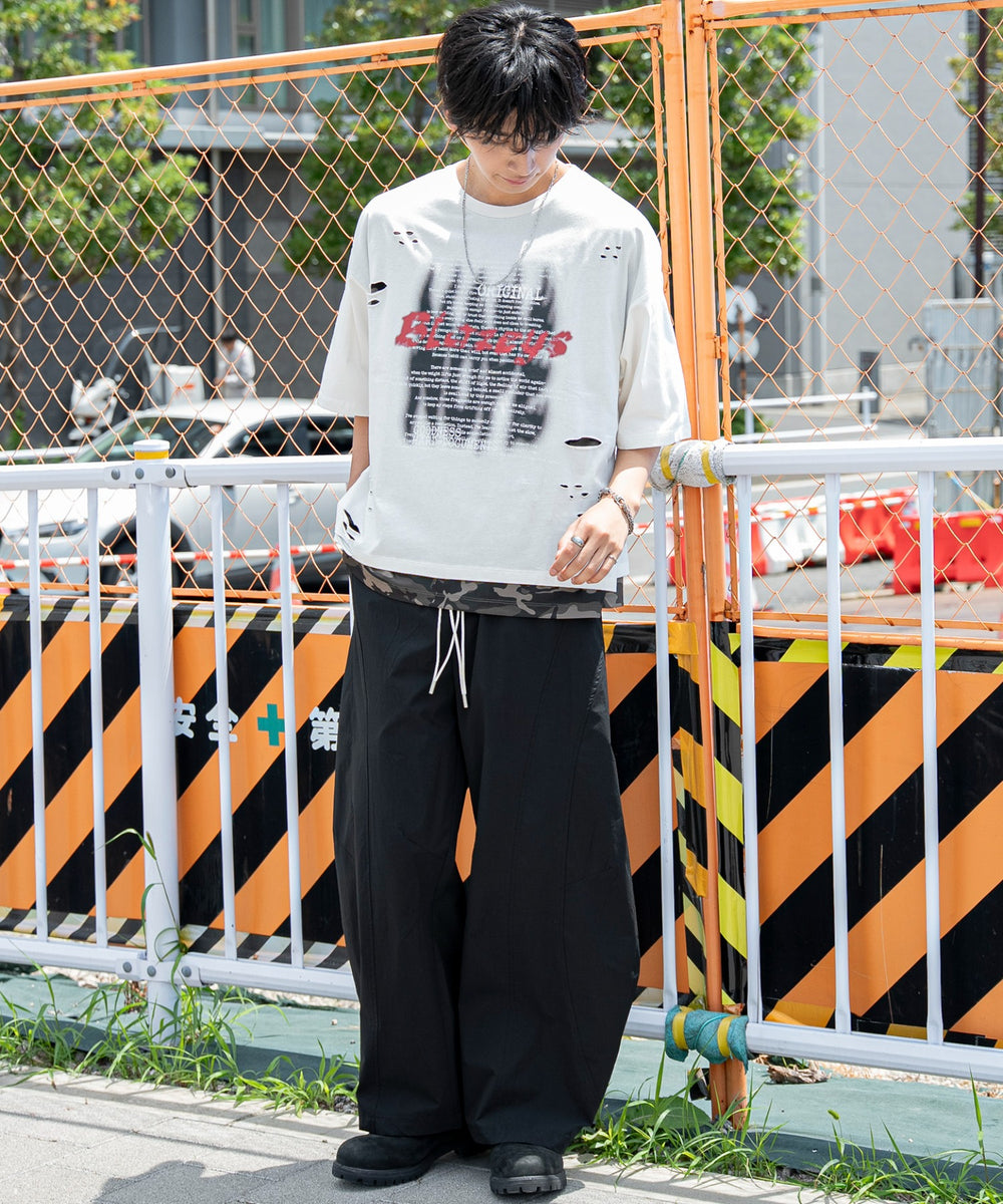 ホワイト モデル：180cm L着用