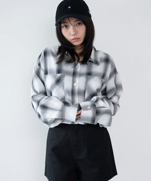 ホワイト　モデル：159cm F着用
