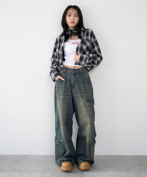 ブラック　モデル：159cm F着用