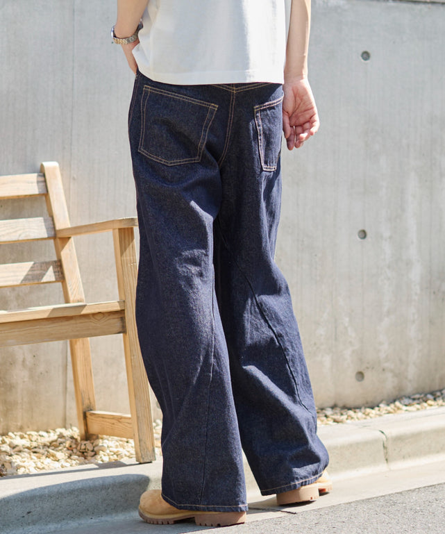 デニムインディゴ モデル：181cm L着用
