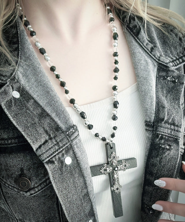 LBIGクロスビーズチェーンネックレス/ブラック