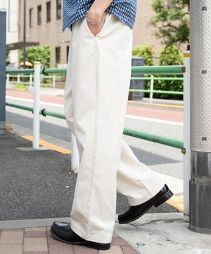 キナリ モデル：182cm L着用