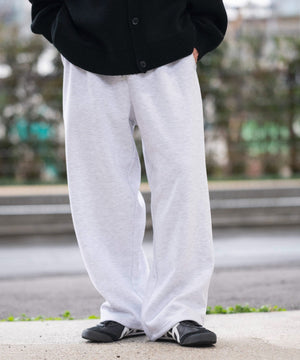アッシュグレー モデル：175cm L着用