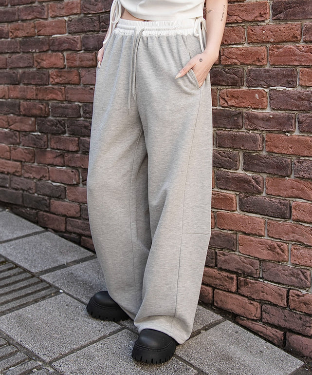 グレーソノタ　モデル：159cm M着用