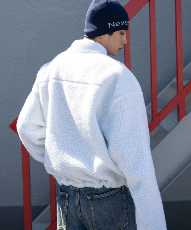 オフホワイト モデル：180cm L着用