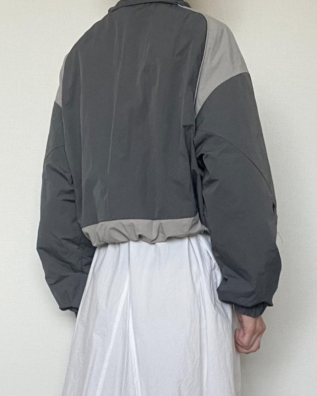 トラックブルゾン