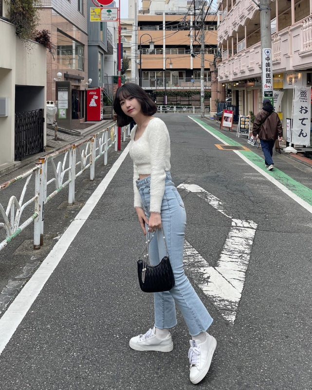 ウエストデザインフレアパンツ